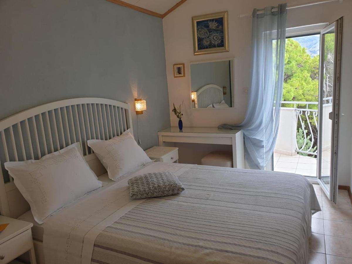 Apartments Kuzmanic 오미스 외부 사진