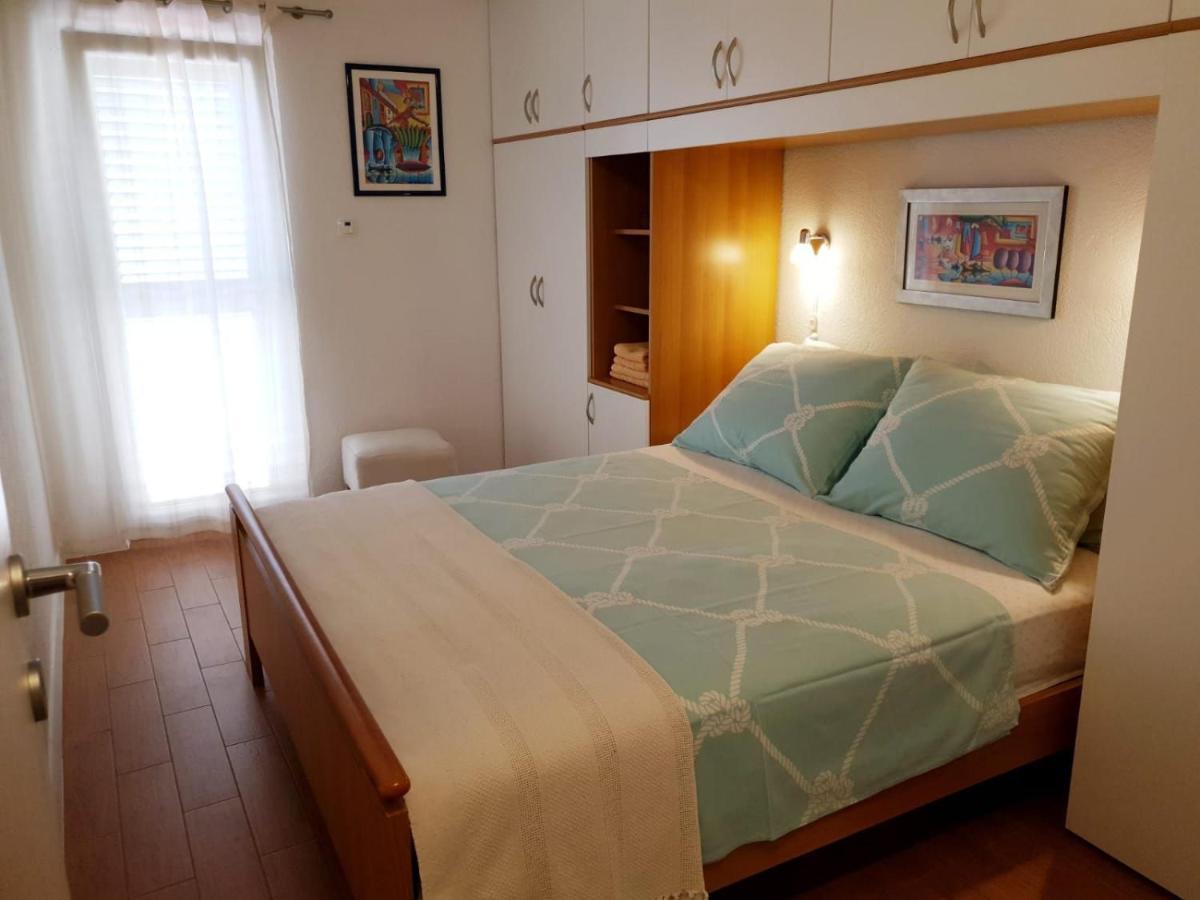 Apartments Kuzmanic 오미스 외부 사진