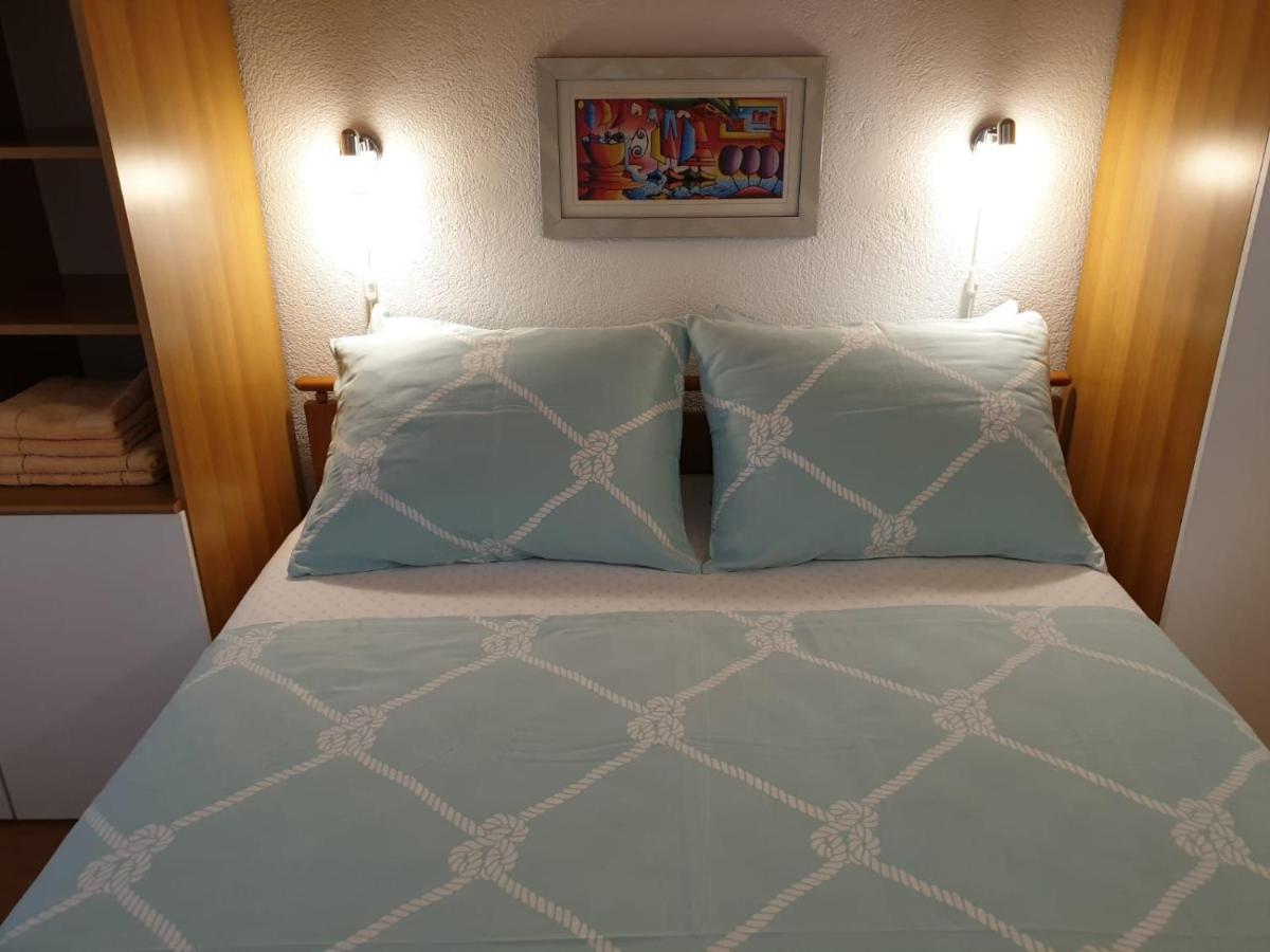 Apartments Kuzmanic 오미스 외부 사진